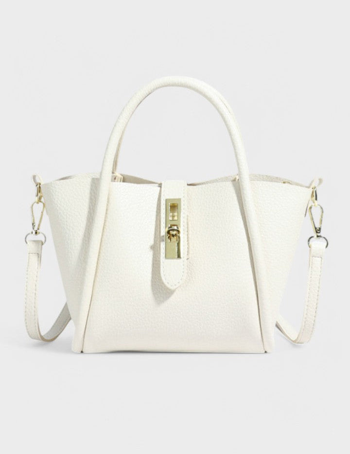 Alicia - Mala em pele